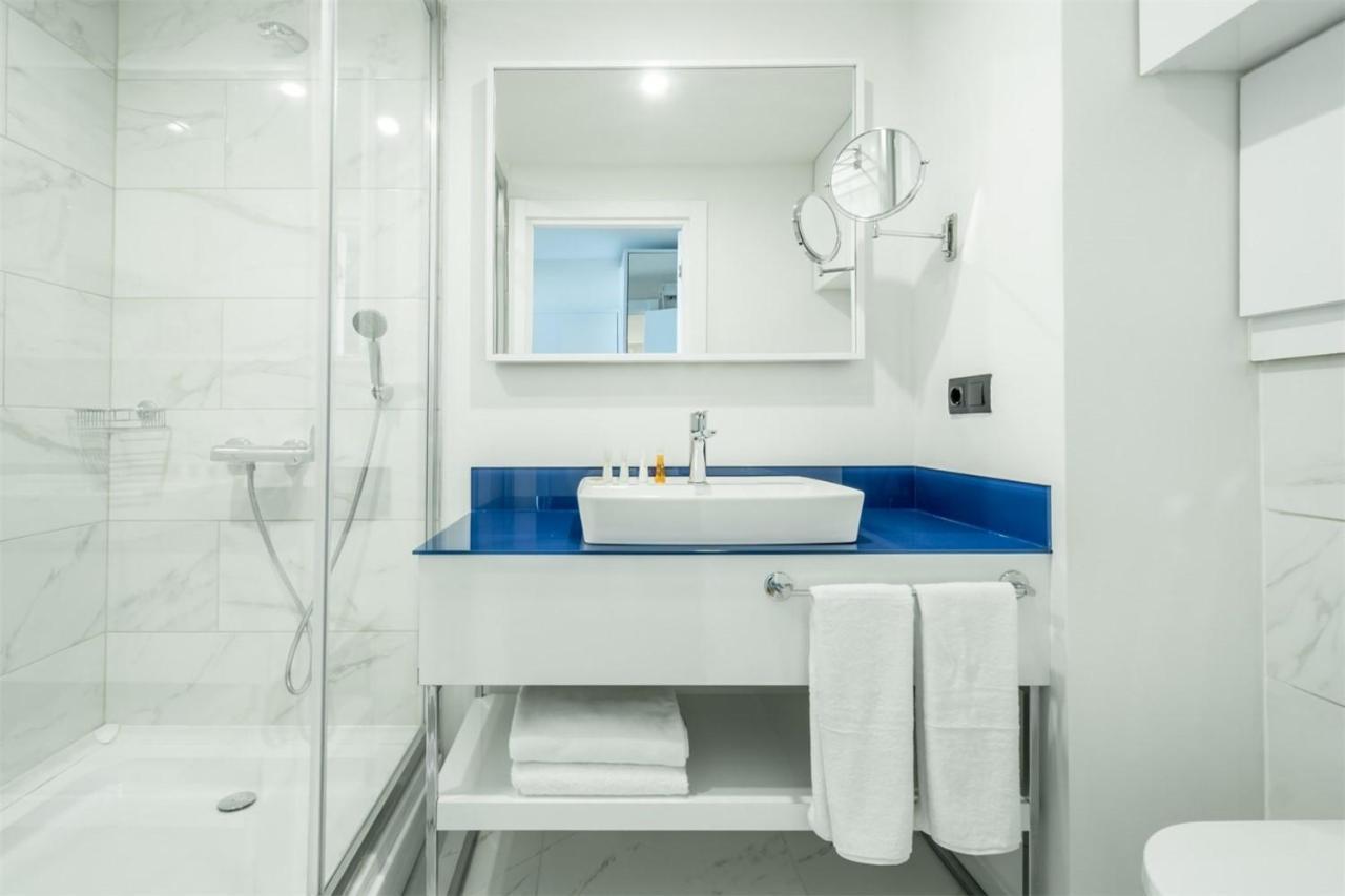 Orbi City Sea View Apartmentsバトゥーミ エクステリア 写真